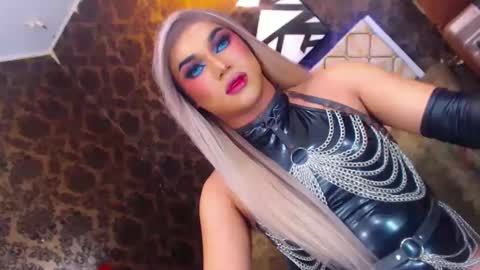 Snapshot of stellagrayts chatting on February 2025 01:18:02 PM CALL ME STELLA online show from February 2025 01:18:02 PM