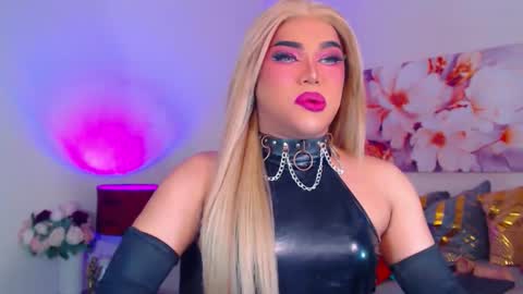 Snapshot of stellagrayts chatting on October 2025 10:02:01 AM CALL ME STELLA online show from October 2025 10:02:01 AM