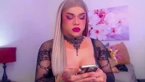 Snapshot of stellagrayts chatting on October 2025 09:59:01 AM CALL ME STELLA online show from October 2025 09:59:01 AM