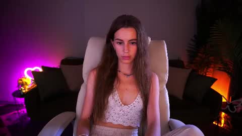 Snapshot of stellahoneywell chatting on June 2026 12:53:02 PM stellahoneywell online show from June 2026 12:53:02 PM