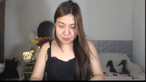 Snapshot of stellahugets chatting on November 2025 03:56:01 AM Stella online show from November 2025 03:56:01 AM