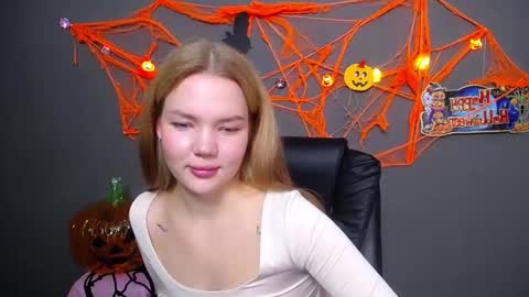 stellalights online show from October 2025 06:46:02 AM