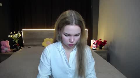 stellalights online show from November 2025 01:33:02 PM