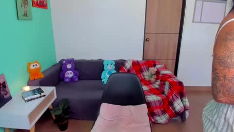 sara  instagram sariishalove online show from January 2025 01:09:01 PM