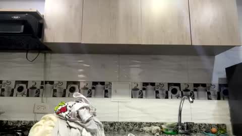 Emma online show from February 2025 07:49:01 PM