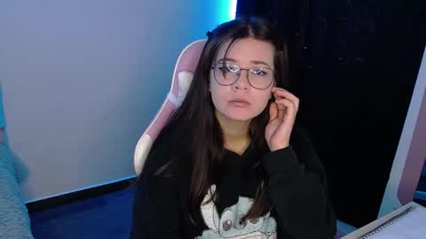 Emma online show from March 2025 07:27:02 PM