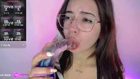 Emma online show from September 2025 01:43:01 AM