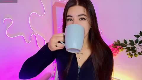 Snapshot of stepha_sweet chatting on February 2026 09:52:01 PM Emma online show from February 2026 09:52:01 PM