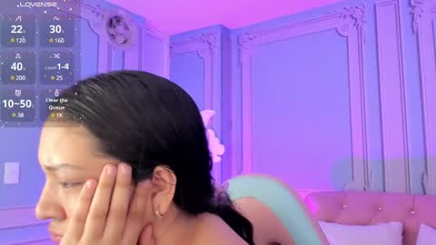         online show from January 2025 02:18:02 AM