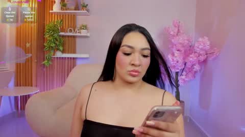         online show from September 2025 02:45:01 AM