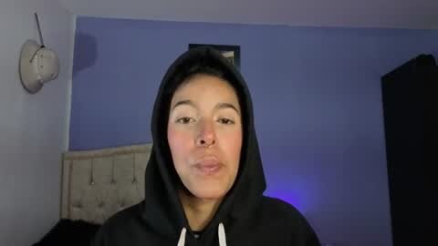 Snapshot of stephania_t chatting on June 2026 02:26:01 PM Stephania online show from June 2026 02:26:01 PM