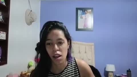 Snapshot of stephania_t chatting on July 2026 02:20:01 PM Stephania online show from July 2026 02:20:01 PM