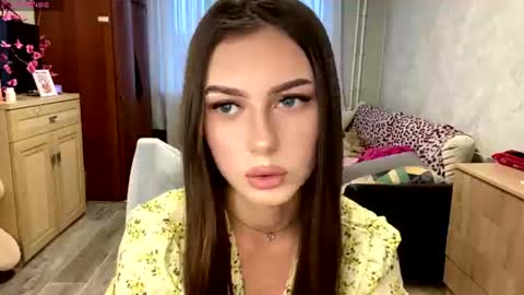 Snapshot of stephaniflicek chatting on June 2026 04:33:02 PM Stephani online show from June 2026 04:33:02 PM