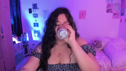 Stephanie  online show from December 2024 12:08:01 AM