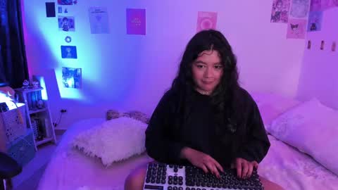 Stephanie  online show from December 2024 03:14:02 AM