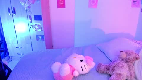 Stephanie  online show from February 2025 02:48:02 AM