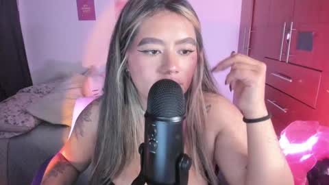 Stephanie  online show from September 2025 08:04:02 AM