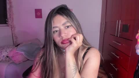 Stephanie  online show from October 2025 02:45:01 AM