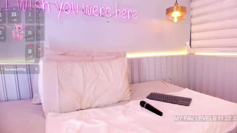 Snapshot of stephany__monroe chatting on February 2025 04:35:02 PM Stephany online show from February 2025 04:35:02 PM