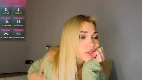 Stephany online show from April 2026 02:27:02 AM