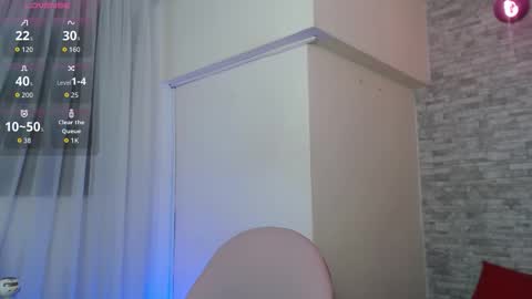 stephany_rodriguez_ online show from November 2025 12:39:02 PM