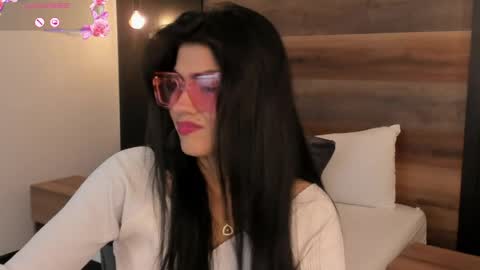 Snapshot of stephanya_ chatting on April 2026 08:00:02 PM S T E P H A N Y A online show from April 2026 08:00:02 PM