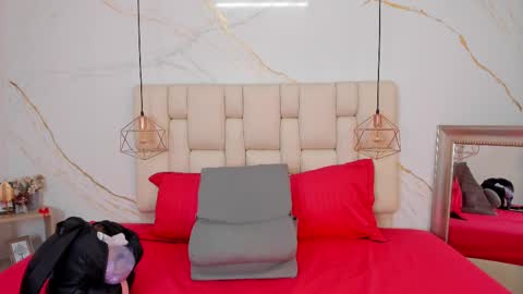 Stefanny online show from February 2025 10:07:02 PM