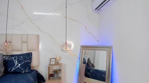 Stefanny online show from February 2025 10:18:02 PM