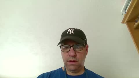 stephenhal9 online show from December 2025 06:15:01 PM