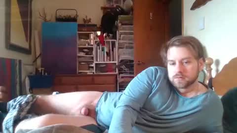 Ian23602 online show from April 2026 12:03:02 PM