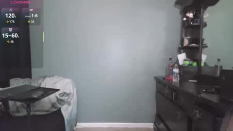 Im Yours online show from November 2025 12:11:02 AM