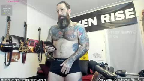 StevenRiseNYC online show from January 2026 01:25:02 PM