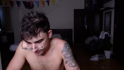 Alex   online show from September 2025 10:08:01 AM