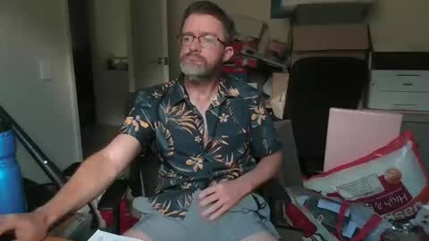 SteveTheTigerr online show from December 2024 04:53:01 AM