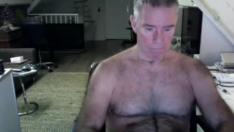 stevetwo online show from December 2024 10:34:02 PM