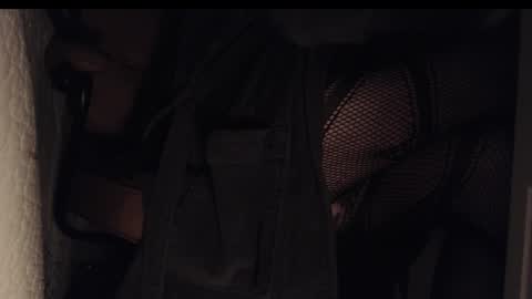 Skye online show from February 2025 10:58:01 PM