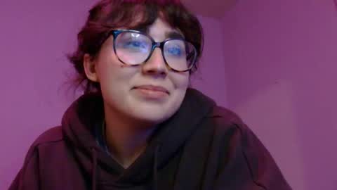 Stevie Steele online show from November 2025 06:12:02 AM