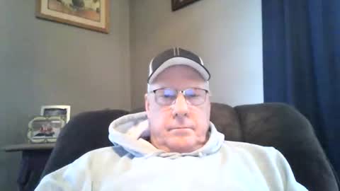 bobby online show from November 2025 05:00:02 PM