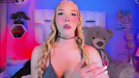 Steisee Reyes online show from September 2025 01:20:01 AM