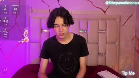 Snapshot of sthepanodimonaco chatting on May 2026 04:07:01 AM Sthepano online show from May 2026 04:07:01 AM