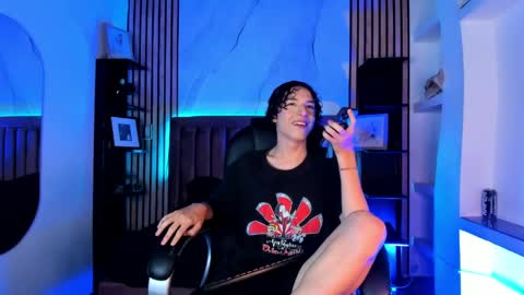 Snapshot of sthepanodimonaco chatting on June 2026 04:23:01 AM Sthepano online show from June 2026 04:23:01 AM