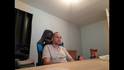 stickolive1 online show from September 2025 09:59:02 PM