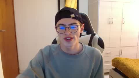 stiv_grant online show from January 2025 06:43:01 PM