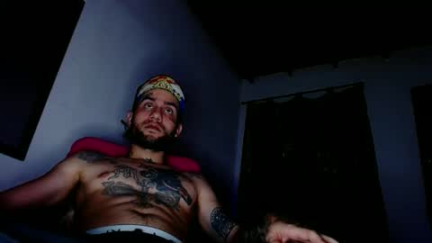 stiven online show from January 2025 01:08:01 AM