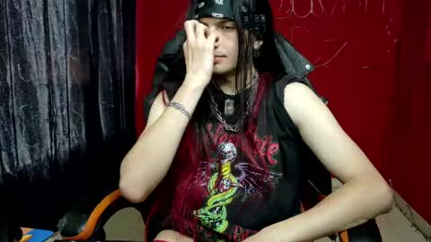 stivnhot online show from April 2026 07:27:02 PM