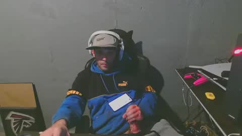 stonedpanda77 online show from December 2024 02:54:02 AM