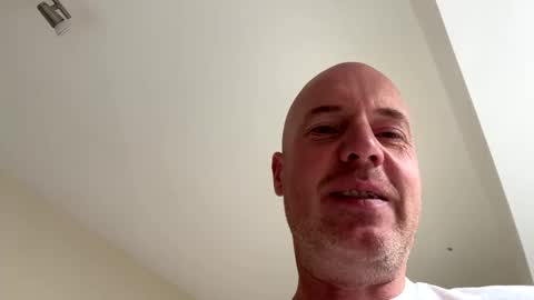 Snapshot of stoodley22 chatting on October 2025 09:43:02 AM Stoodley22 online show from October 2025 09:43:02 AM