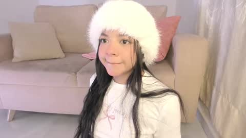 Zoe -INDEPENDENT MODEL online show from September 2025 12:21:01 AM