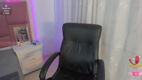 Sweety Stormi  online show from January 2025 01:32:01 AM