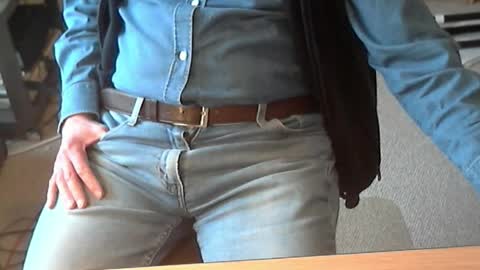 Dave online show from April 2026 04:15:01 PM